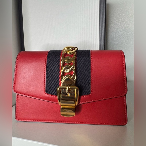 Gucci Red Mini Crossbody Bag - Picture 11 of 11